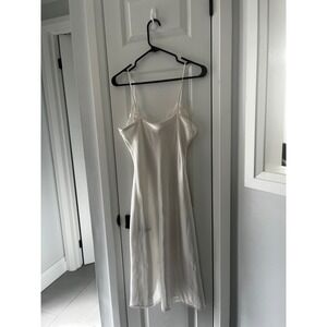 Vintage Victorias Secret Gold Label Ivory Lace Trim Chemise Nightgown Small